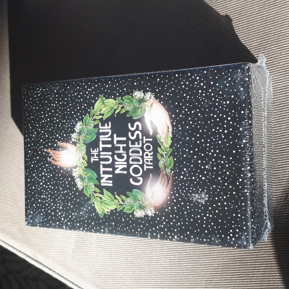 NIB The Intuitive Night Goddess Tarot deck and guide - Picture 1 of 2